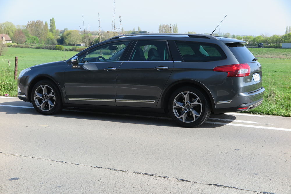 C5 CrossTourer BlueHDi 180 S&S Hydractive Exclusive EAT6 2015 occasion 59960 Neuville-en-Ferrain