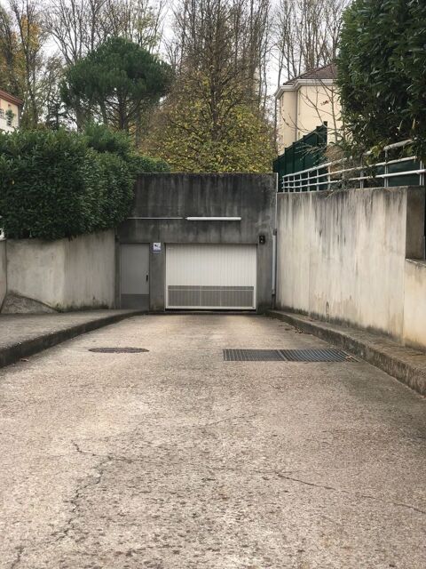  Parking / Garage  louer 16 m