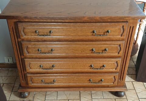 Commode 4 tiroirs bois massif 150 Dommary-Baroncourt (55)