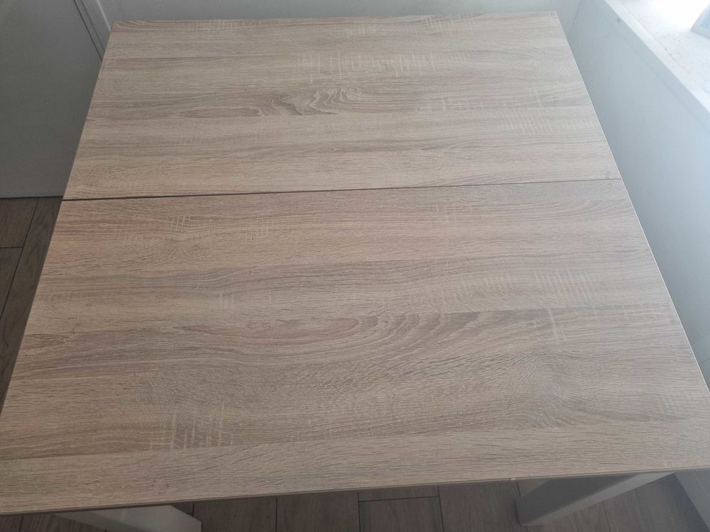 Table &agrave; mnger Meubles