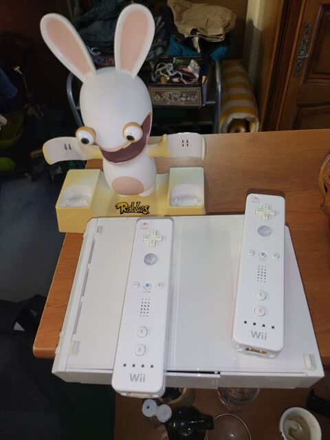 Console WII lapins crétins 20 Salon-de-Provence (13)