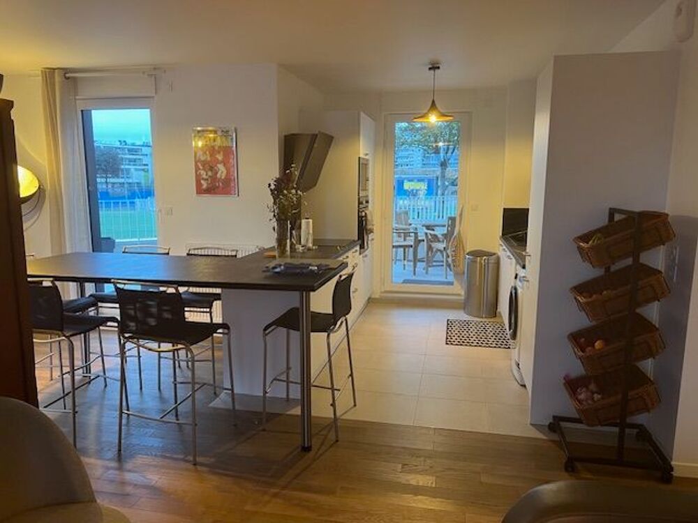 Location Colocation Appartement T4 de 84 m² avec terrasse et parking Clichy