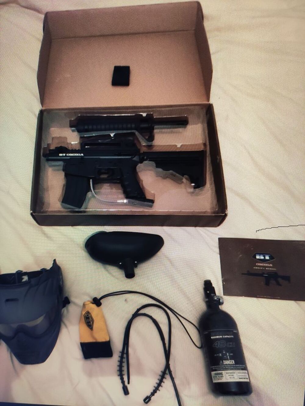 BT OMEGA AVEC EQUIPEMENTS NEUF Sports