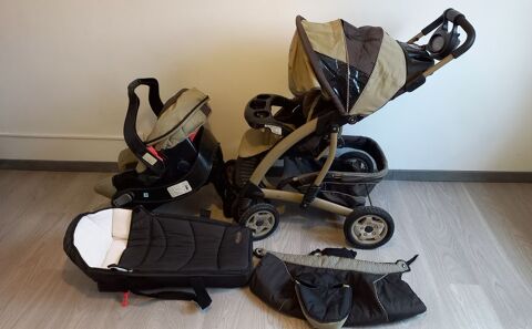 Vends poussette double graco, 2 bases isofixet 2 cosy - Petite annonce -  Combs la ville