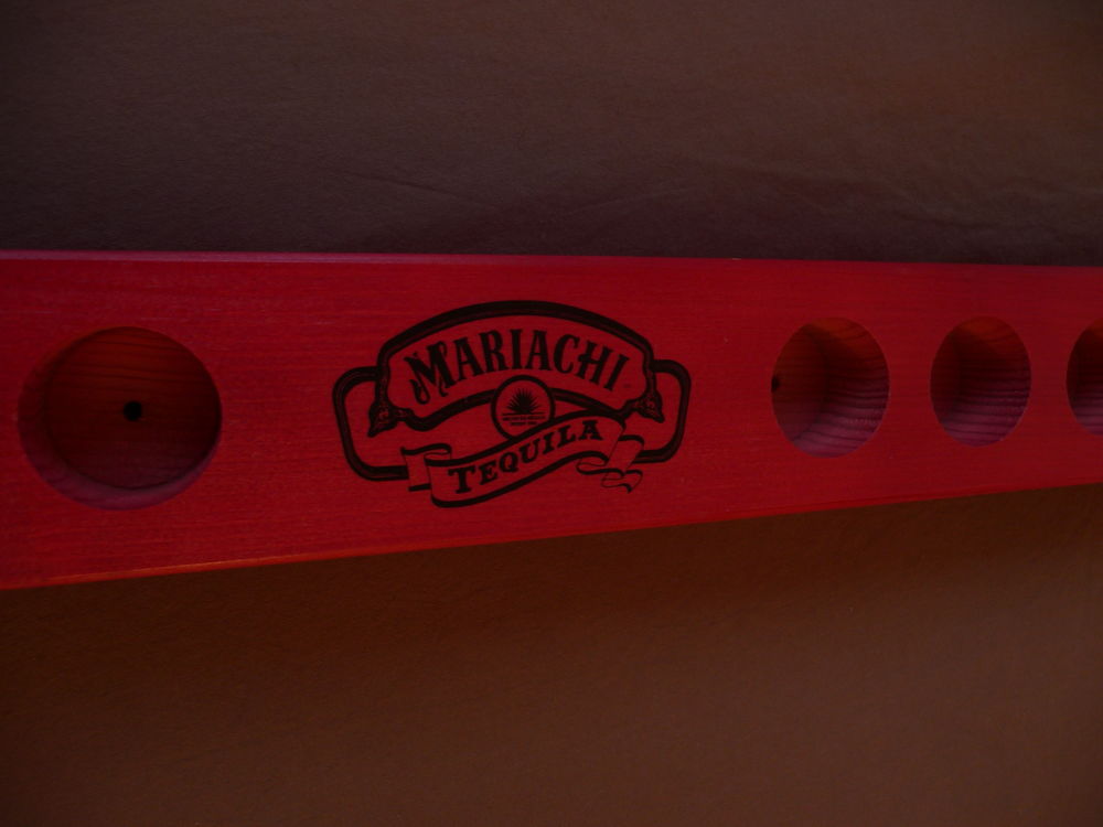 PRESENTOIR ROUGE NU MARIACHI TEQUILA POUR 10 VERRES Décoration