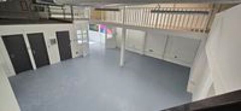   LOCAL  GIÈRES  MAYENCIN   200 M2  