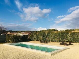  Villa  vendre 8 pices 208 m