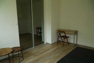  Appartement à louer 2 pièces 37 m²
