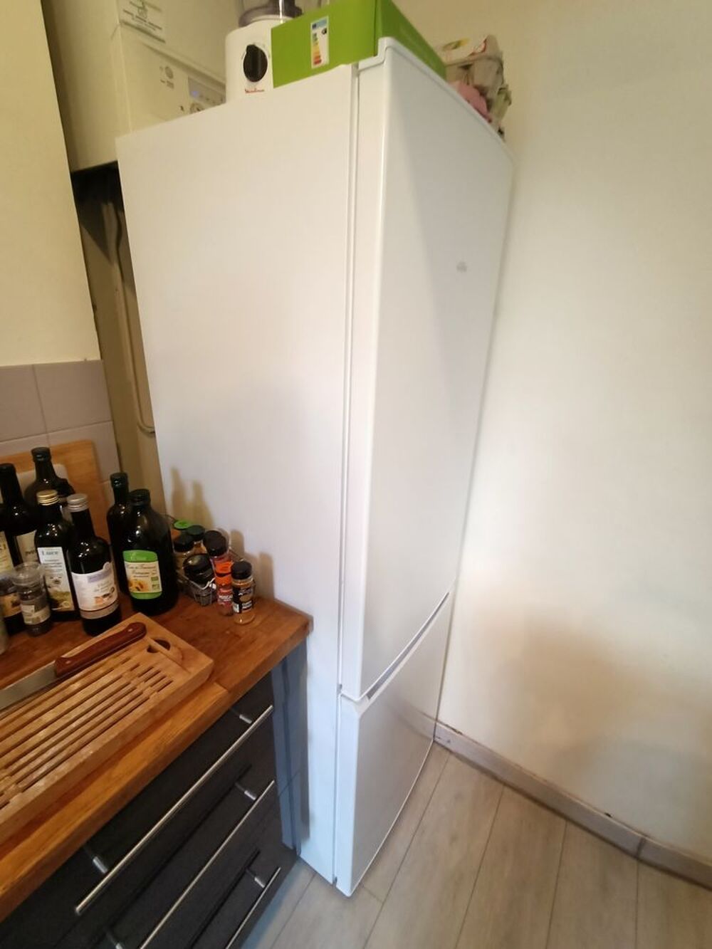 Frigo r&eacute;frig&eacute;rateur combin&eacute; VALBERG CNF 270 F W625C Electroménager