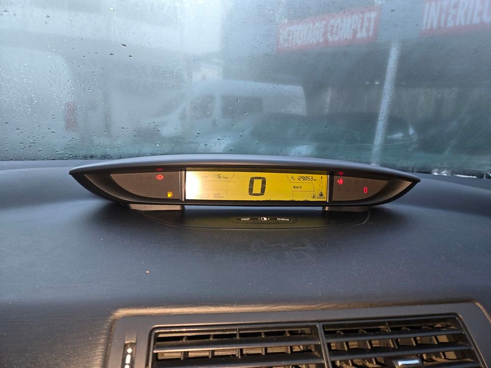 C4 1.4i 16V 90 Pack 2006 occasion 69130 &Eacute;cully