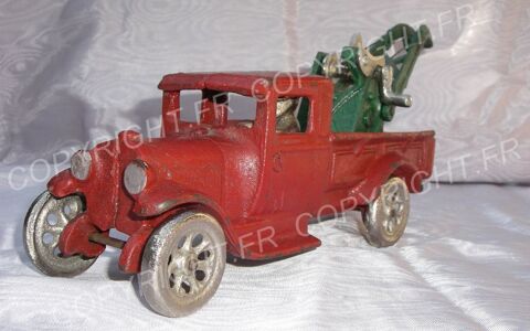 ARCADE IRON CAR DÉPANNEUSE FORD T en fonte 49 Sergines (89)