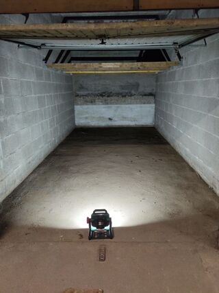  Parking / Garage � louer 18 m�