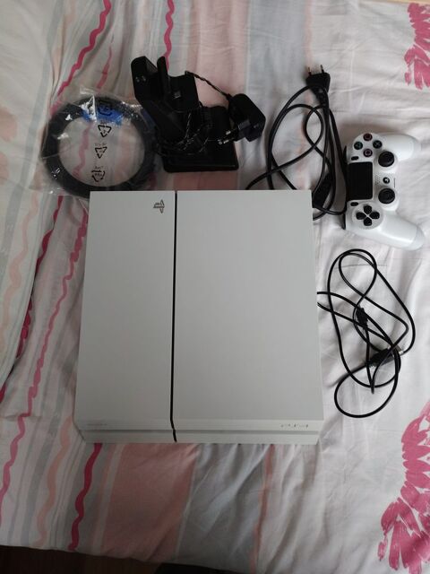 PS4 BLANCHE 95 Noyal-Ch�tillon-sur-Seiche (35)