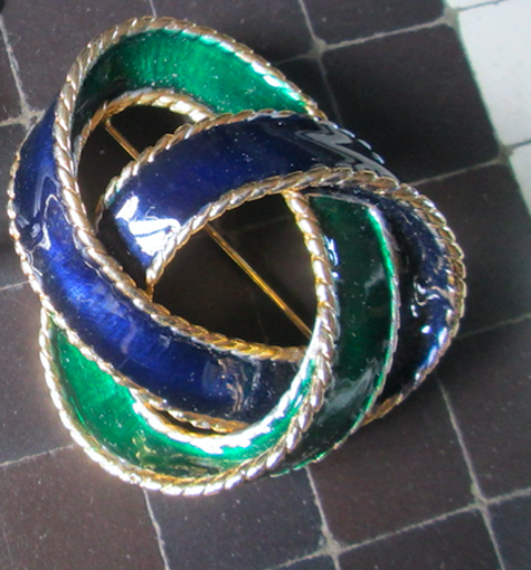 Broche en m�tal dor� et �mail bleu et vert 5 Herblay (95)