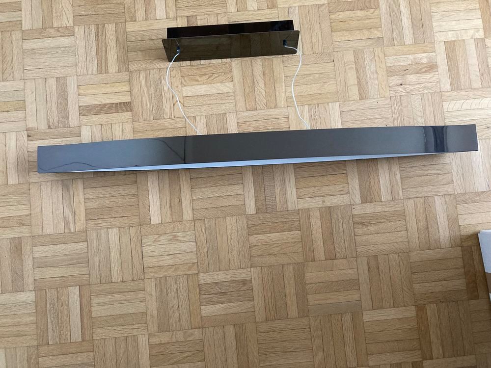 Suspension en LED
A retirer &agrave; Annecy 74000 Décoration
