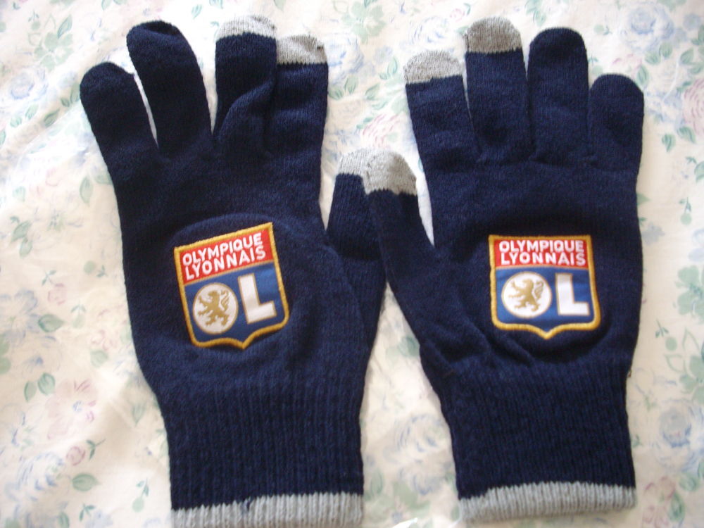 Gants lyonnais Vêtements