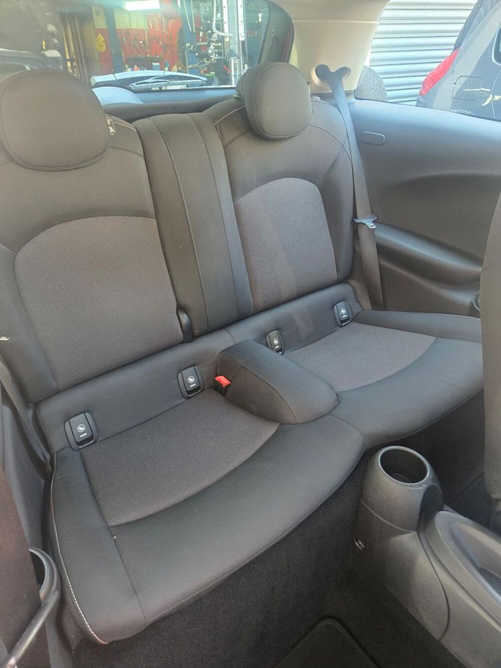 One D Hatch 3 Portes 95 ch Pack Salt 2015 occasion 69130 &Eacute;cully