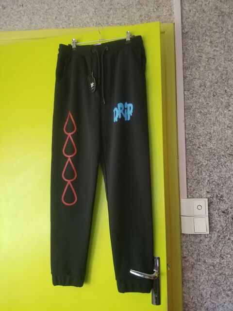 Pantalon noir molletonn� homme DRIP 10 Auby (59)