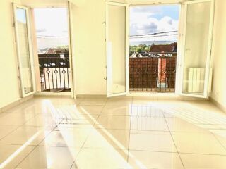  Appartement à louer 2 pièces 45 m²