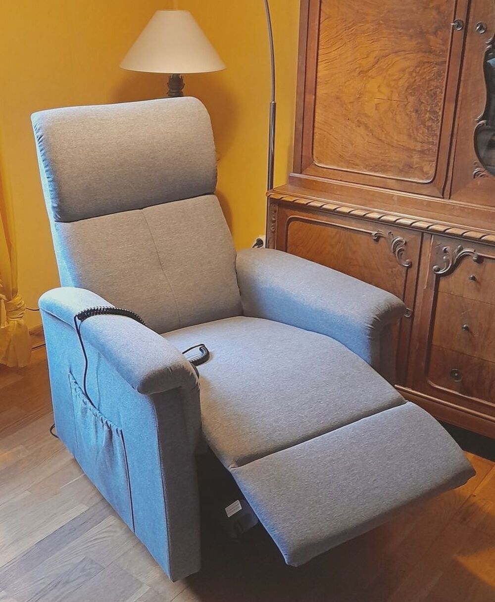 Fauteuil de relaxation &eacute;lectrique Meubles