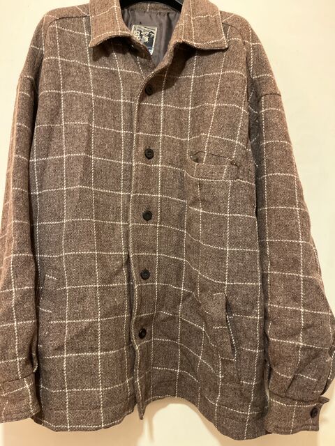 Veste droite 100% laine 15 Villiers-sur-Marne (94)