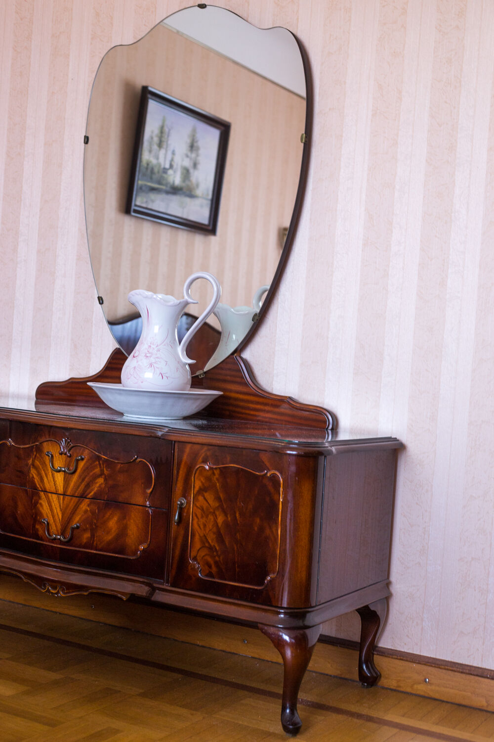 Chambre a coucher compl&egrave;te style Chippendale Meubles