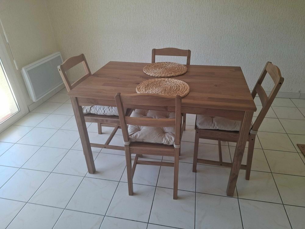 Table + 4 chaises Ikea - Neuves Meubles
