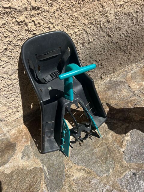 Porte enfant sur l'avant du v�lo de marque Polisport 20 La Seyne-sur-Mer (83)