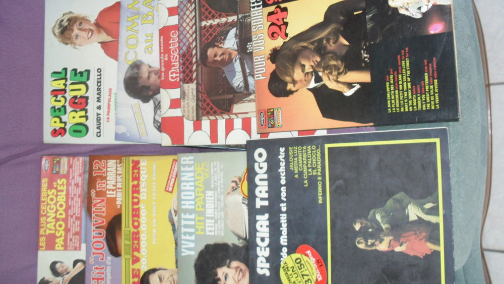 vinyles 33 et 45 tours avec pochettes Audio et hifi