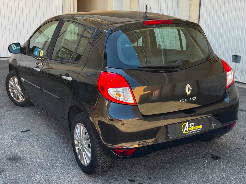 Clio III 1.2 16V 75 eco2 Authentique Euro 5 2012 occasion 77340 Pontault-Combault