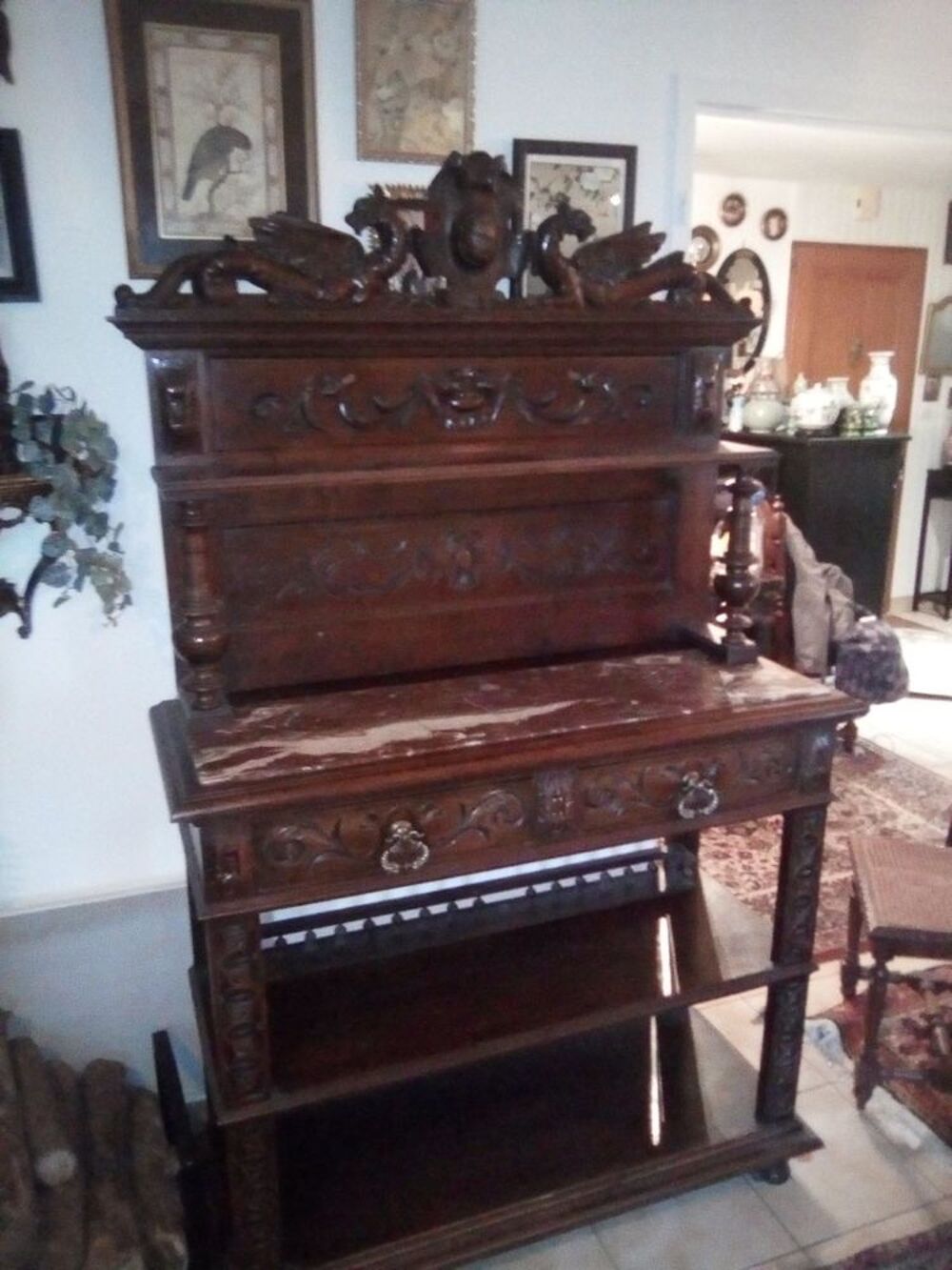 Meuble Style Henri II
Dragon
Harry Potter Meubles