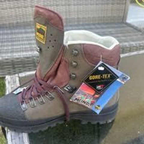 chaussure meindl neuve 100 Albertville (73)