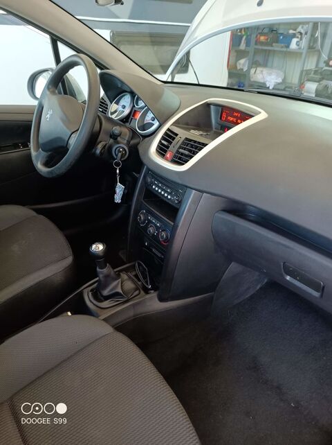 Peugeot 207 1.6 HDi 90ch BLUE LION Active 2010 occasion Aumur 39410