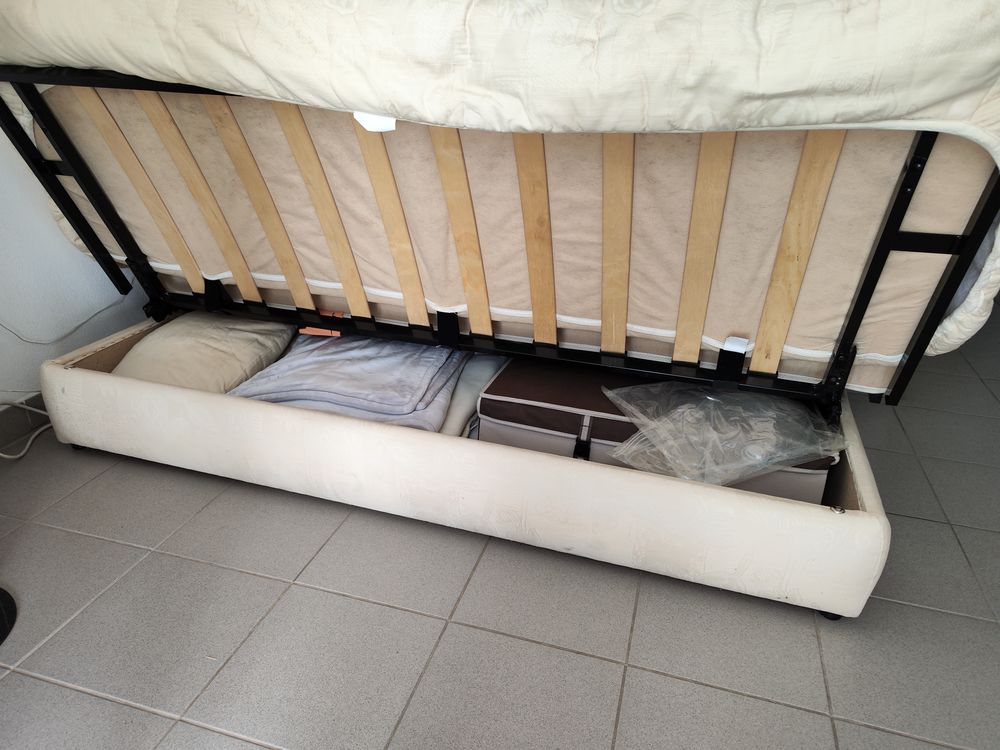 Canap&eacute; clic clac convertible (en lit de couchage) 3 places Meubles