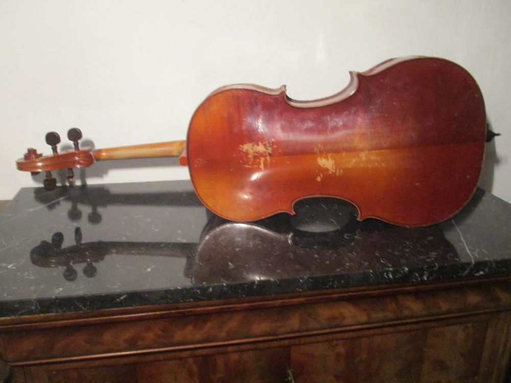 Violoncelle 1/2 tr&egrave;s bon son Instruments de musique