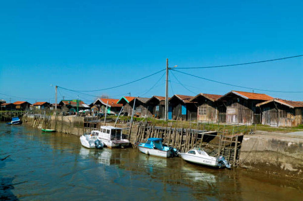   RESTAURANT SUR LE DOMAINE MARITIME 