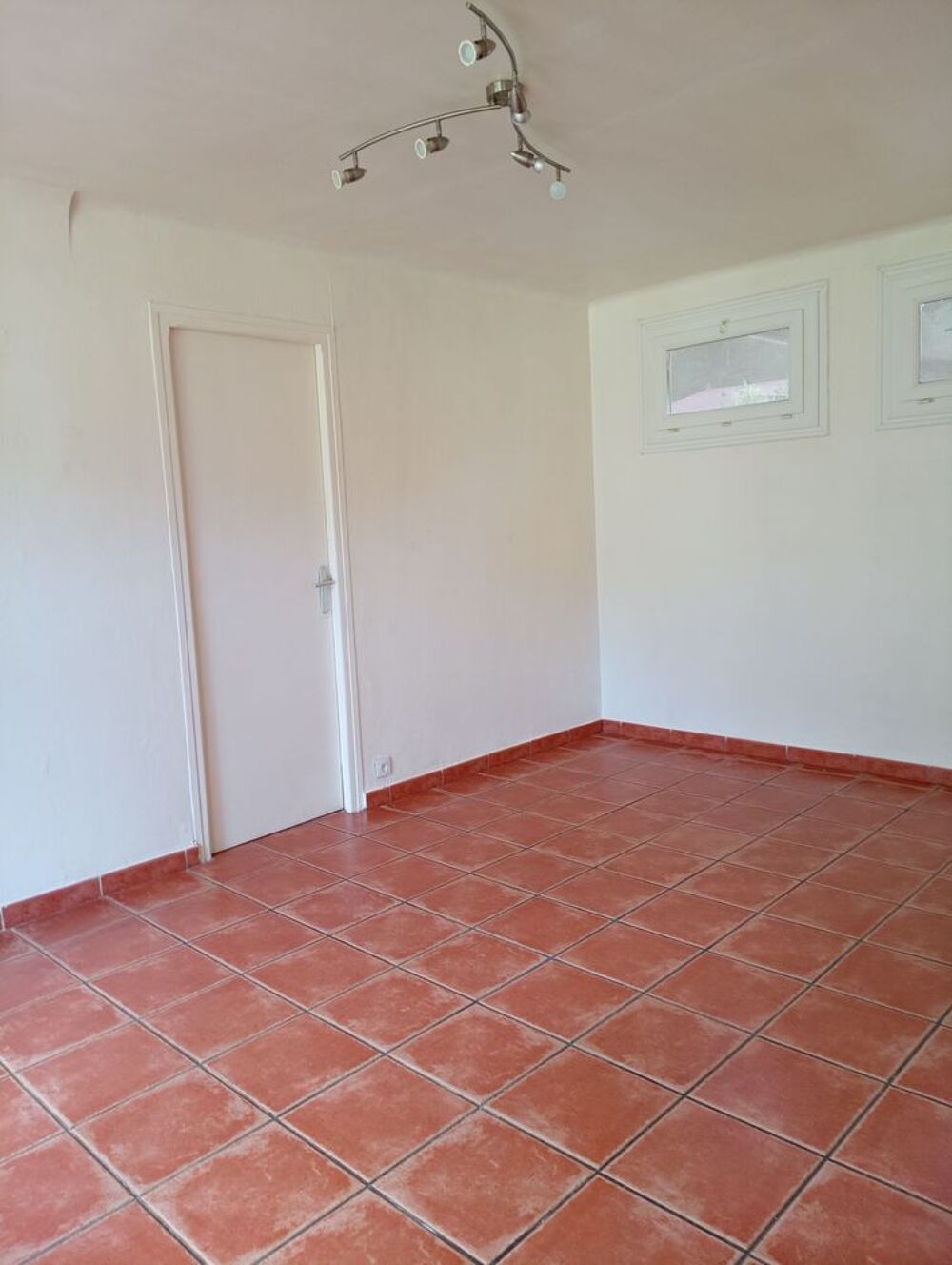 Vente Appartement F3 traversant Arles sur tech Villeneuve-la-rivière