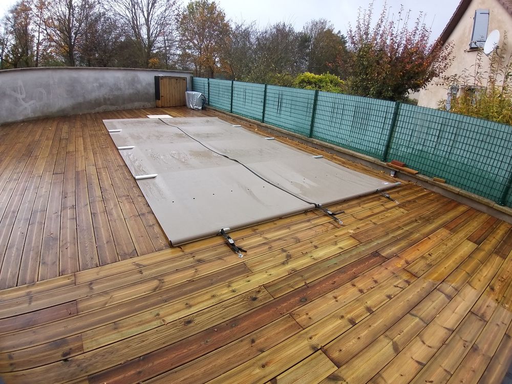 B&acirc;che &agrave; barres pour piscine 6x3 m&egrave;tres. Sports