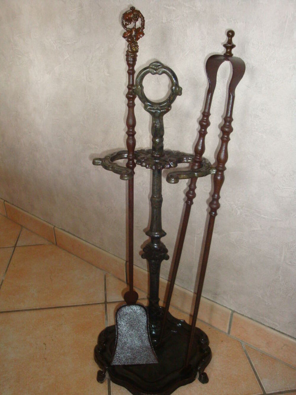 Serviteur de chemin&eacute;e Décoration