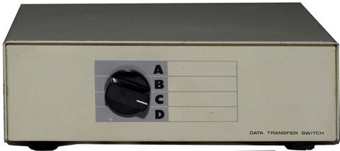 Pour ordinateur Bo�te Transfer 4 voies. 10 Alfortville (94)