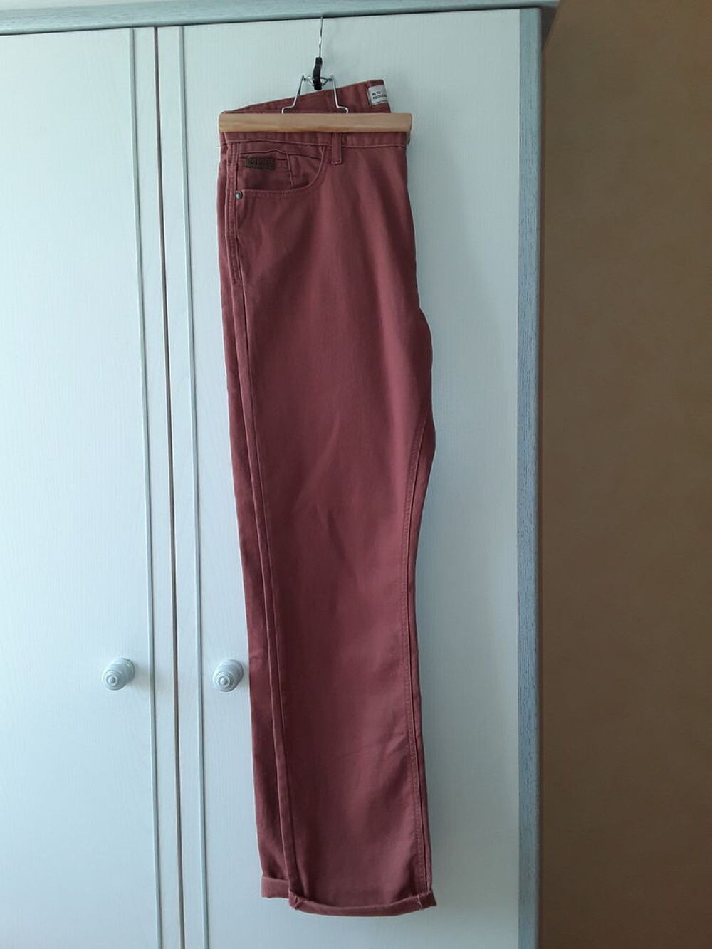 "jean" H 42 en excellent &eacute;tat bordeaux clair RICA LEWIS Vêtements