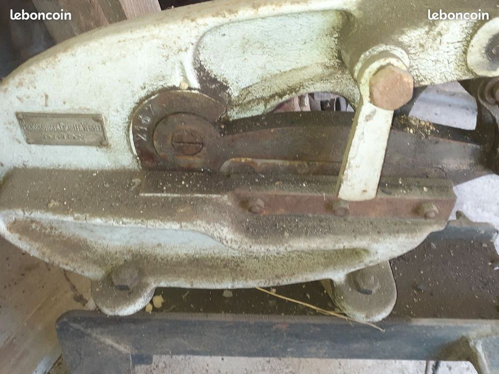 Cisaille &agrave; fer Vernet de Dijon Bricolage