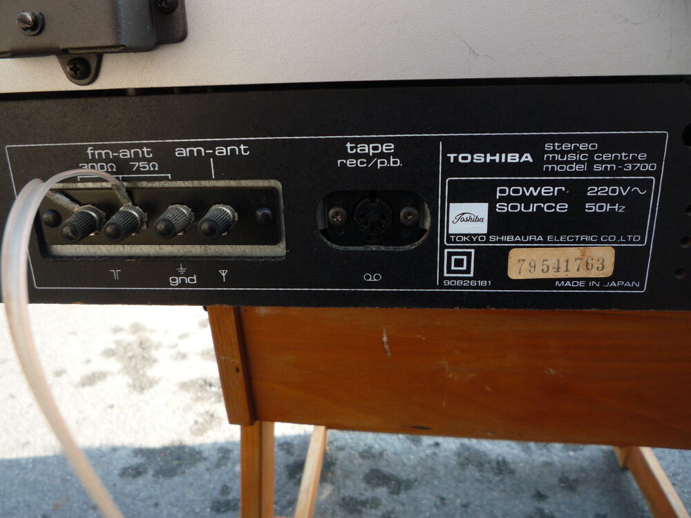 Platine disque/radio /cassette TOSHIBA
Audio et hifi
