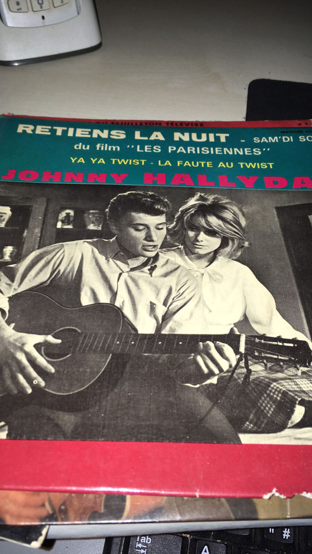 4 vynils de johnny a ses debuts 45 tours les4 &egrave;(e CD et vinyles
