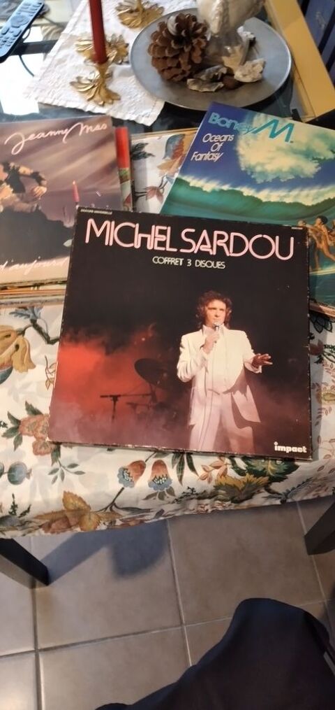 Vinyl 33 Tours.  Année Avant 1990 6 Estreux (59)