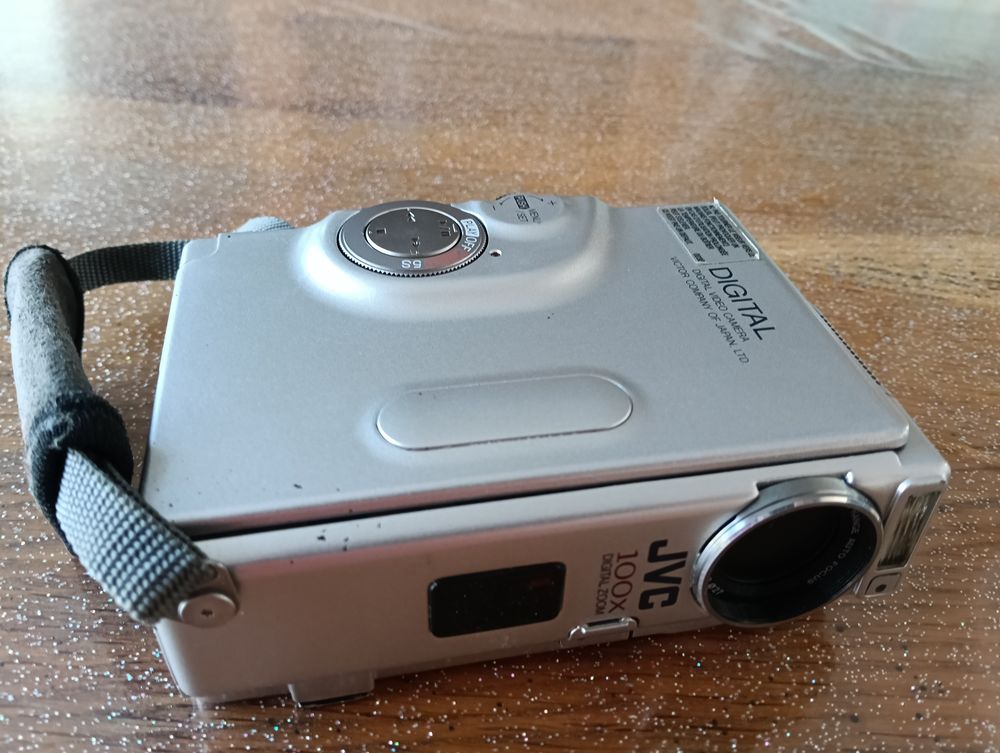 Camescope JVC GR-DVX4 Photos/Video/TV