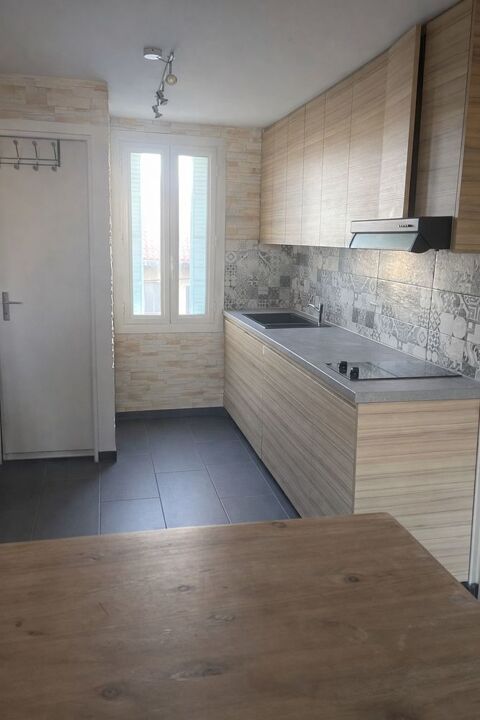  Appartement � louer 3 pi�ces 51 m� Cannes la bocca
