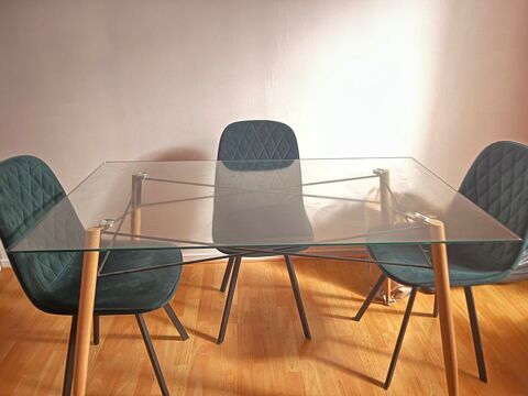 Table en verre + 4 chaises 0 Viry-Chtillon (91)