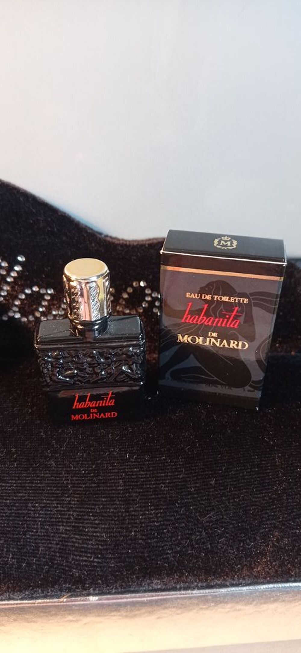 Miniature de parfum de collection habanita de molinard 