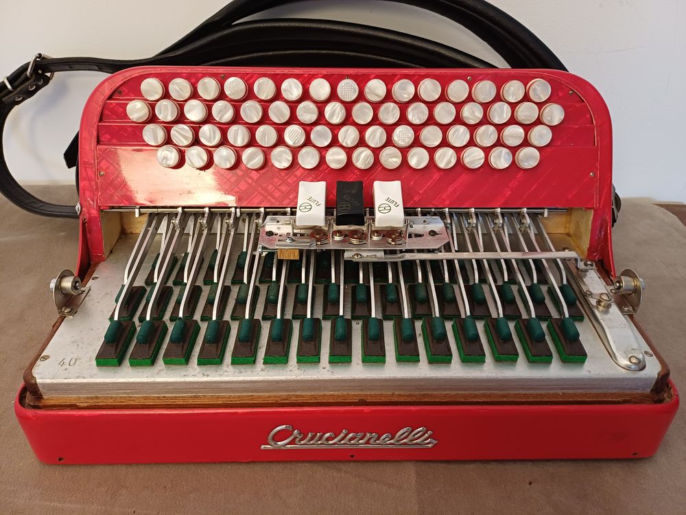 Accord&eacute;on Crucianelli Instruments de musique